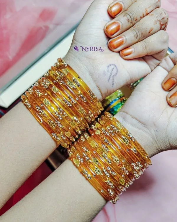 Kashmiri Pata Bahar Saffron Orange hover
